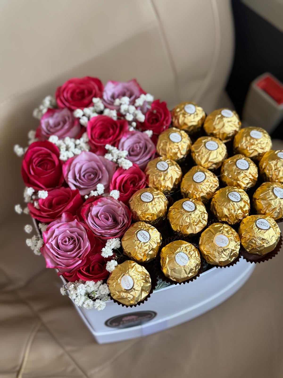 Caja Premium Rosas & Ferrero